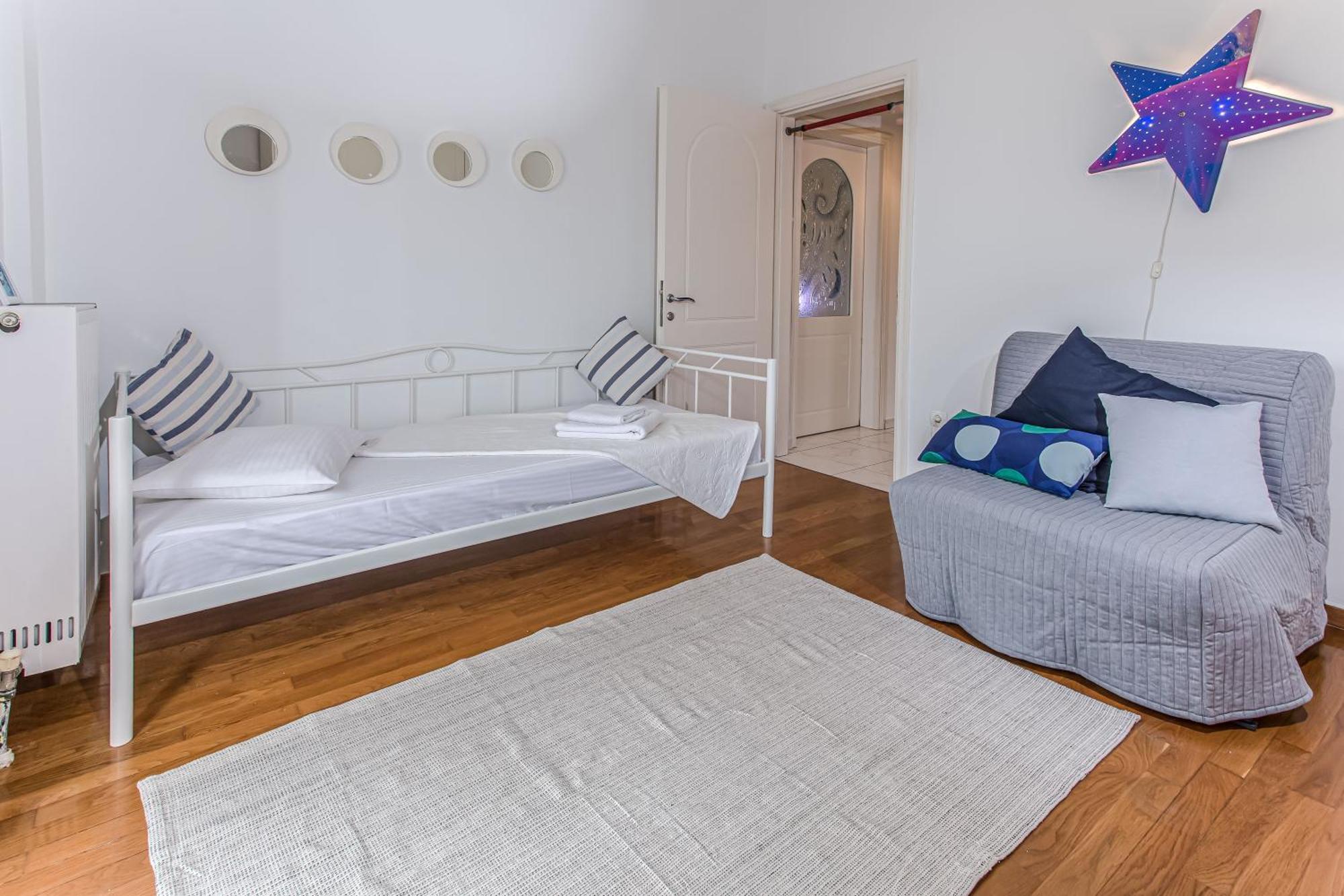 Celestial Garden-Thessaloniki'S Modern, Eclectic Penthouse With An Amazing View And Veranda エクステリア 写真